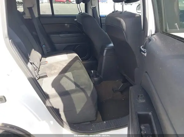 1C4NJDBB1GD521725 2016 JEEP COMPASS - Image 8