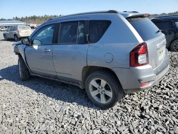 1C4NJDBB1GD522535 2016 JEEP COMPASS - Image 2