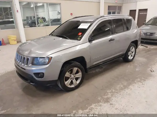 1C4NJDBB1GD535706 2016 JEEP COMPASS - Image 2