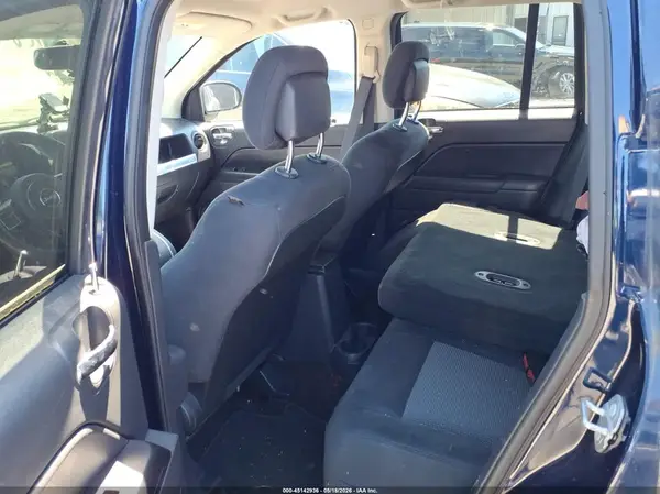 1C4NJDBB1GD551761 2016 JEEP COMPASS - Image 8
