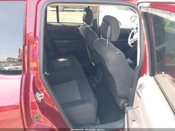1C4NJDBB1GD557527 2016 JEEP COMPASS - Image 8