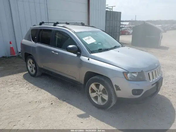 1C4NJDBB1GD566261 2016 JEEP COMPASS - Image 1