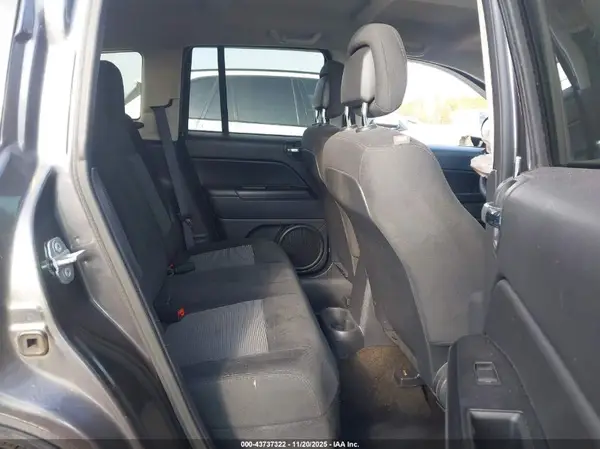 1C4NJDBB1GD572044 2016 JEEP COMPASS - Image 8