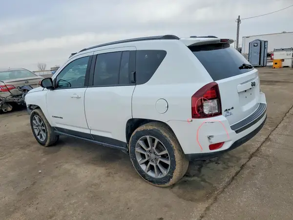 1C4NJDBB1GD595808 2016 JEEP COMPASS - Image 2
