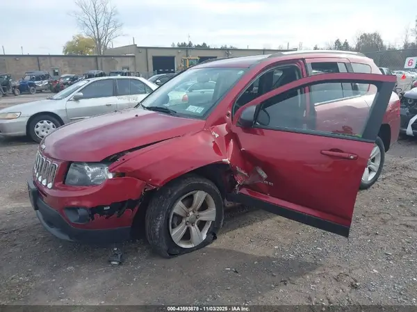 1C4NJDBB1GD713842 2016 JEEP COMPASS - Image 2