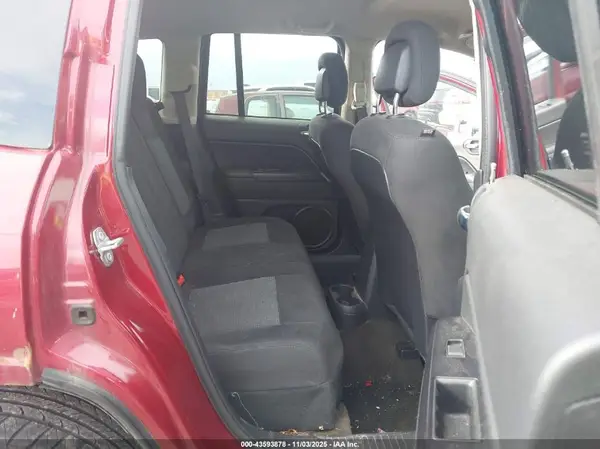 1C4NJDBB1GD713842 2016 JEEP COMPASS - Image 8