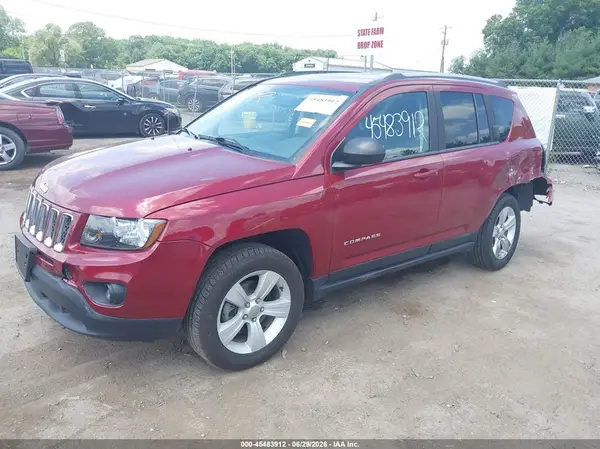 1C4NJDBB1GD723335 2016 JEEP COMPASS - Image 2