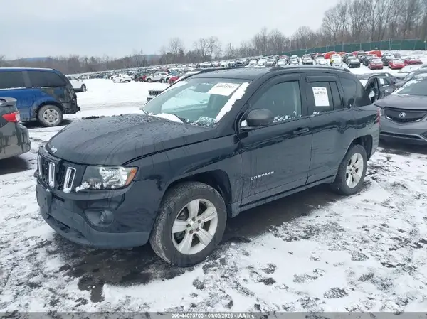 1C4NJDBB1GD756724 2016 JEEP COMPASS - Image 2