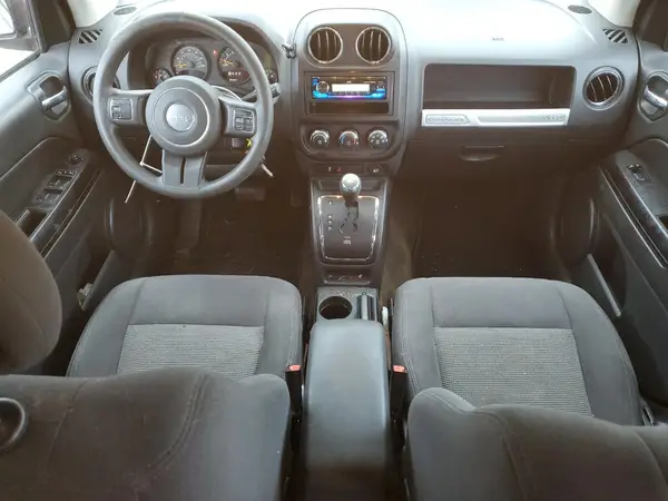 1C4NJDBB1HD106776 2017 JEEP COMPASS - Image 8