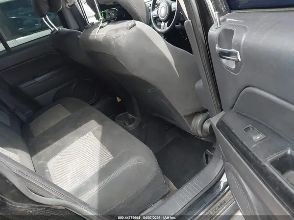 1C4NJDBB1HD107006 2017 JEEP COMPASS - Image 8
