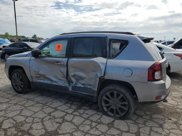 1C4NJDBB1HD112111 2017 JEEP COMPASS - Image 2
