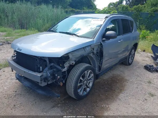 1C4NJDBB1HD130169 2017 JEEP COMPASS - Image 2