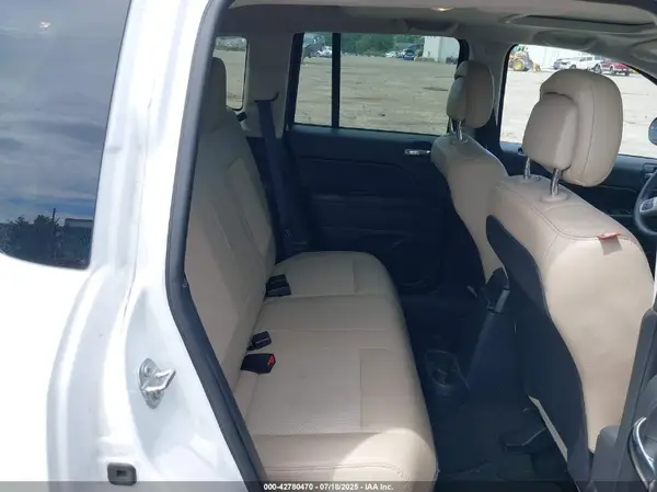1C4NJDBB1HD135386 2017 JEEP COMPASS - Image 8