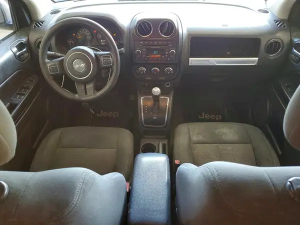 1C4NJDBB1HD142984 2017 JEEP COMPASS - Image 8