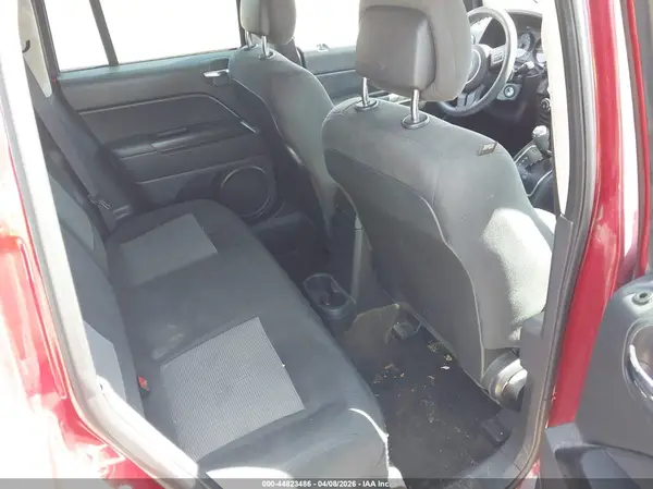 1C4NJDBB1HD143584 2017 JEEP COMPASS - Image 8