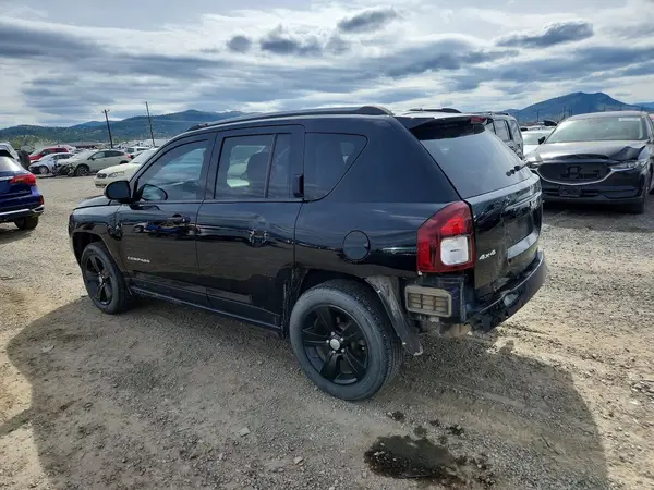 1C4NJDBB1HD144489 2017 JEEP COMPASS - Image 2