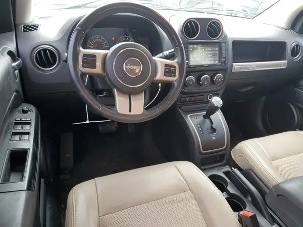 1C4NJDBB1HD173622 2017 JEEP COMPASS - Image 8