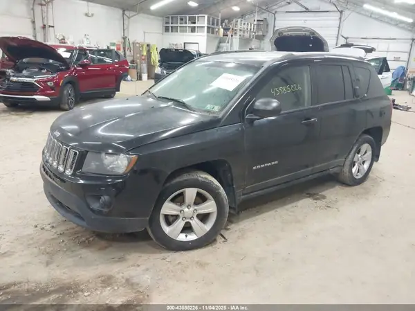 1C4NJDBB2GD535620 2016 JEEP COMPASS - Image 2