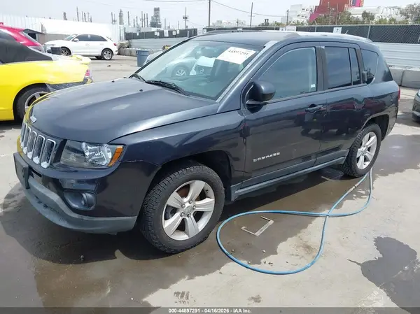1C4NJDBB2GD571730 2016 JEEP COMPASS - Image 2