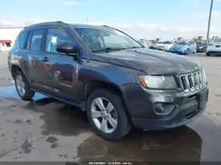 1C4NJDBB2GD614589 2016 JEEP COMPASS
