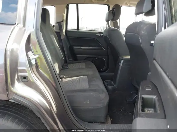 1C4NJDBB2GD614589 2016 JEEP COMPASS - Image 8
