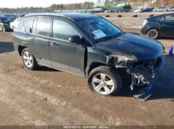 1C4NJDBB2GD638679 2016 JEEP COMPASS