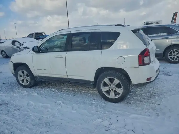 1C4NJDBB2GD670984 2016 JEEP COMPASS - Image 2