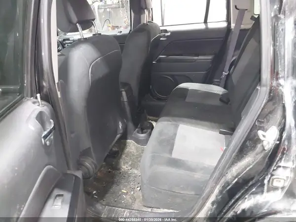 1C4NJDBB2GD686425 2016 JEEP COMPASS - Image 8