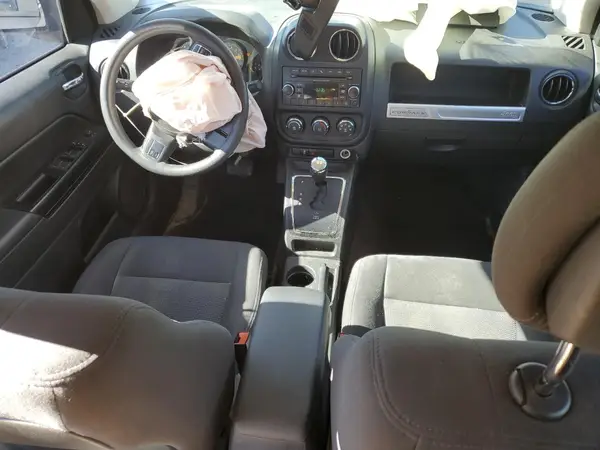 1C4NJDBB2GD709153 2016 JEEP COMPASS - Image 8