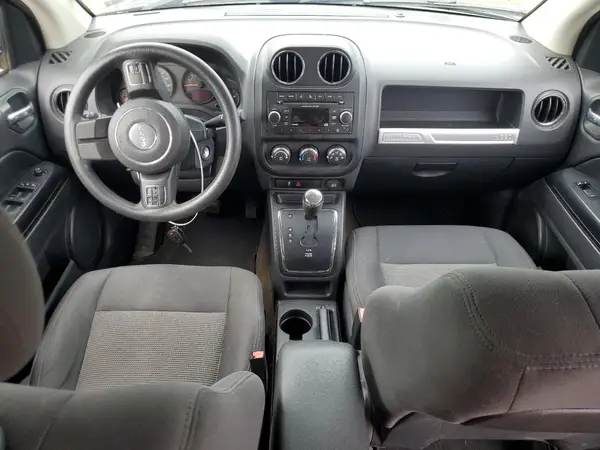 1C4NJDBB2GD713204 2016 JEEP COMPASS - Image 8