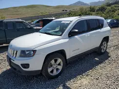 1C4NJDBB2GD713526 2016 JEEP COMPASS