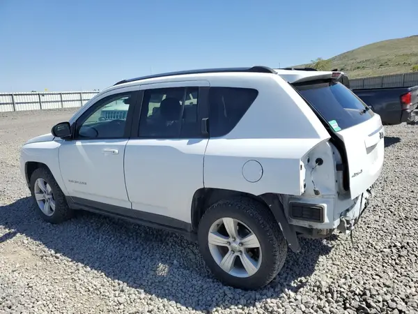 1C4NJDBB2GD713526 2016 JEEP COMPASS - Image 2