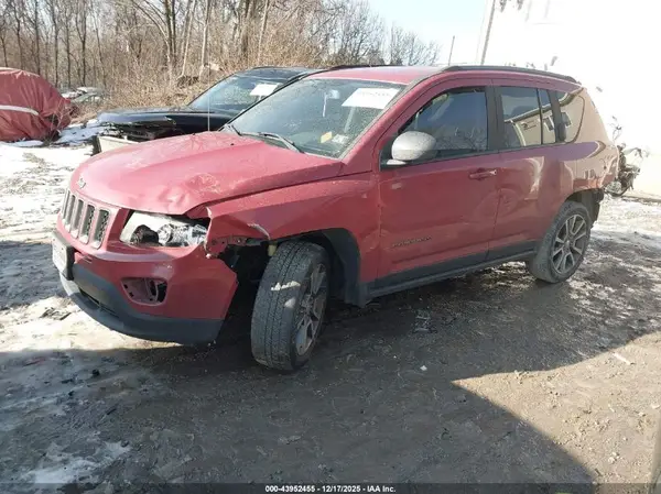 1C4NJDBB2GD734165 2016 JEEP COMPASS - Image 2