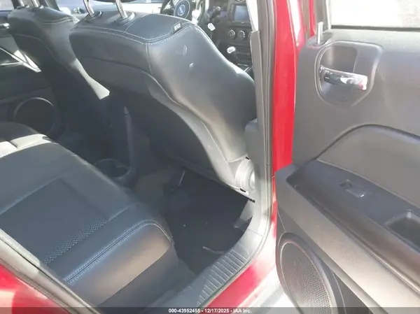 1C4NJDBB2GD734165 2016 JEEP COMPASS - Image 8