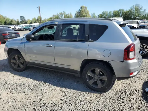 1C4NJDBB2GD779820 2016 JEEP COMPASS - Image 2