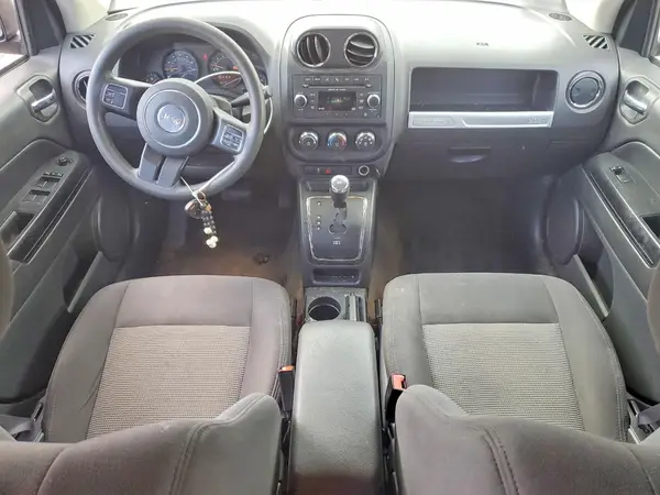 1C4NJDBB2GD780739 2016 JEEP COMPASS - Image 8
