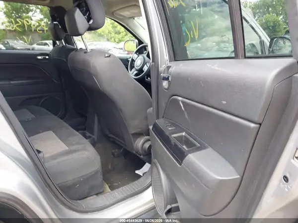 1C4NJDBB2GD797184 2016 JEEP COMPASS - Image 8