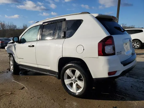 1C4NJDBB2HD106687 2017 JEEP COMPASS - Image 2