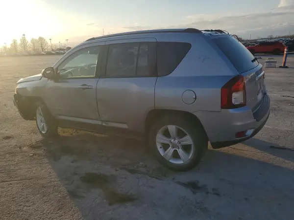 1C4NJDBB2HD106852 2017 JEEP COMPASS - Image 2