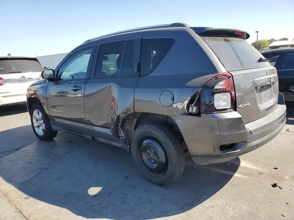 1C4NJDBB2HD142900 2017 JEEP COMPASS - Image 2
