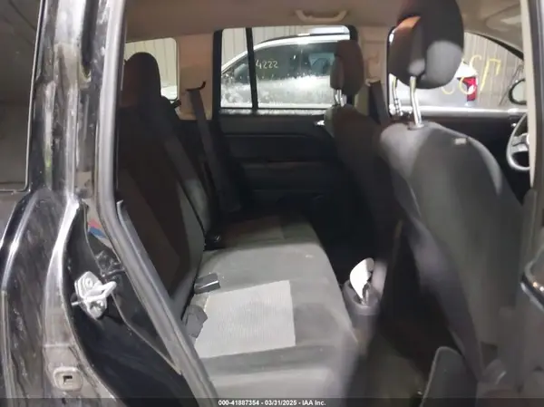 1C4NJDBB2HD143965 2017 JEEP COMPASS - Image 8
