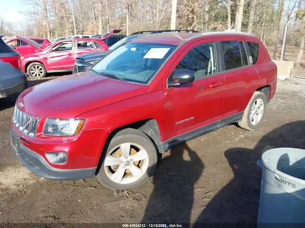 1C4NJDBB2HD144565 2017 JEEP COMPASS - Image 2