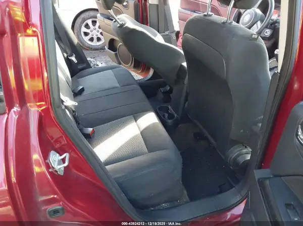 1C4NJDBB2HD144565 2017 JEEP COMPASS - Image 8