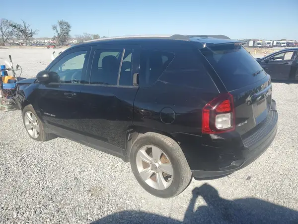 1C4NJDBB2HD154478 2017 JEEP COMPASS - Image 2