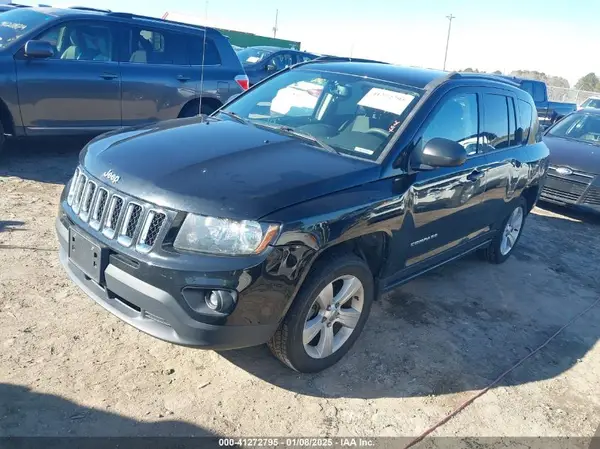 1C4NJDBB2HD154612 2017 JEEP COMPASS - Image 2