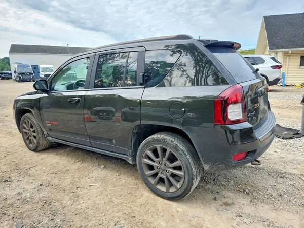 1C4NJDBB2HD173600 2017 JEEP COMPASS - Image 2