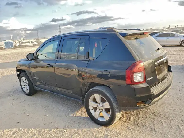 1C4NJDBB3GD520978 2016 JEEP COMPASS - Image 2