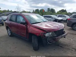1C4NJDBB3GD521077 2016 JEEP COMPASS