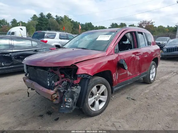 1C4NJDBB3GD521077 2016 JEEP COMPASS - Image 2