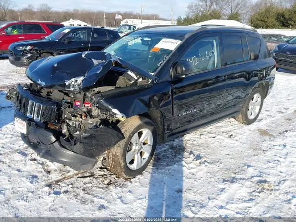 1C4NJDBB3GD549638 2016 JEEP COMPASS - Image 2